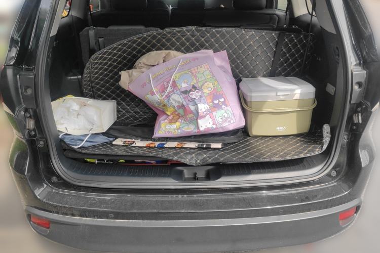 Used Toyota Highlander 2018 2.0T Four-Wheel Drive Prestige Version 7 Seats China VI Standard Trunk