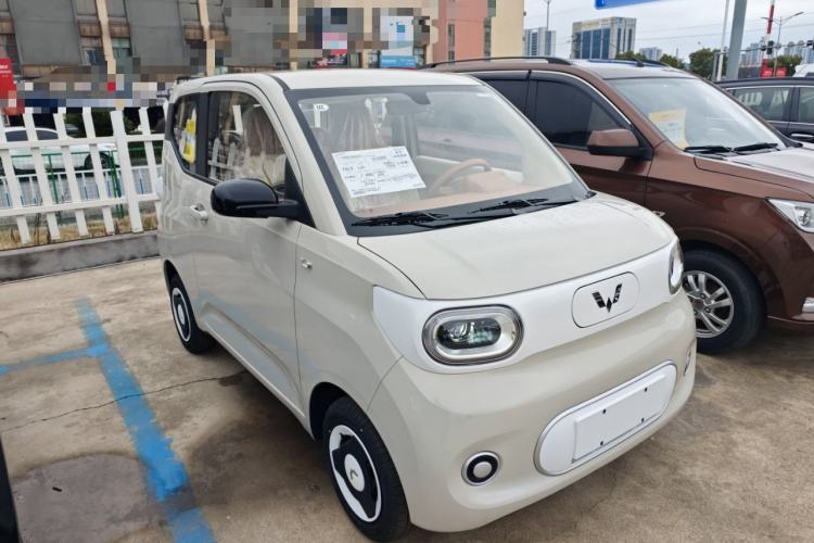 Used Wuling Hongguang MINIEV 2024 3rd Generation 215km Youth Edition
