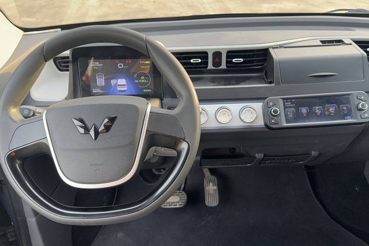 Used Wuling Hongguang MINIEV 2022 Macaron Premium Model – Lithium Iron Phosphate