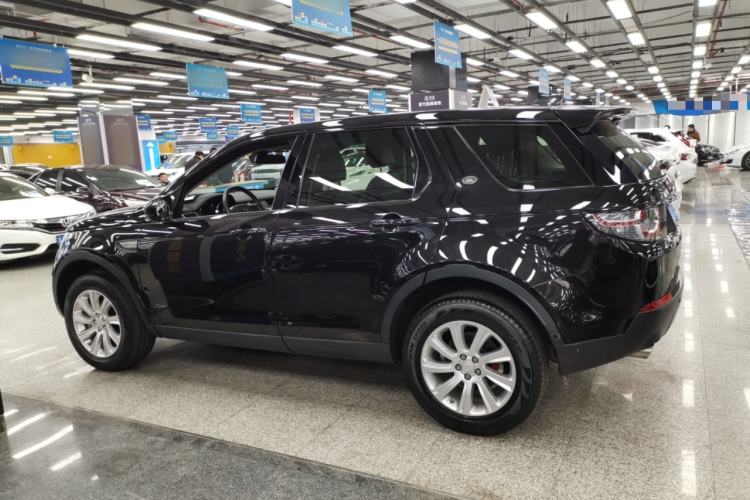 Used Land Rover Discovery Sport 2018 240 PS SE Version
