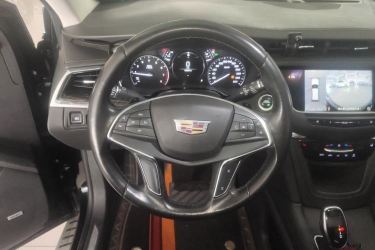 Used Cadillac XT5 2018 25T Luxury Model
