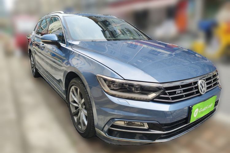 Used Volkswagen Variant 2016 380TSI Two-Wheel Drive R-Line Version
