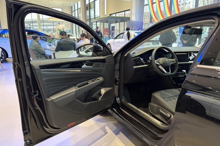 Used Volkswagen Passat New Energy 2025 430 PHEV Hybrid Business Edition