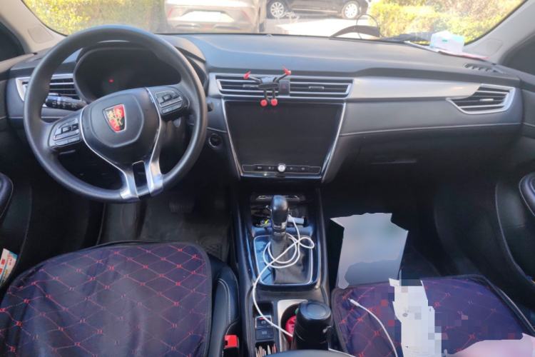 Used Roewe i5 2020 1.5L Automatic 4G Connect Luxury Flagship Edition
