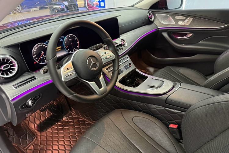 Used Mercedes-Benz CLS 2018 CLS 300 Luxury Model