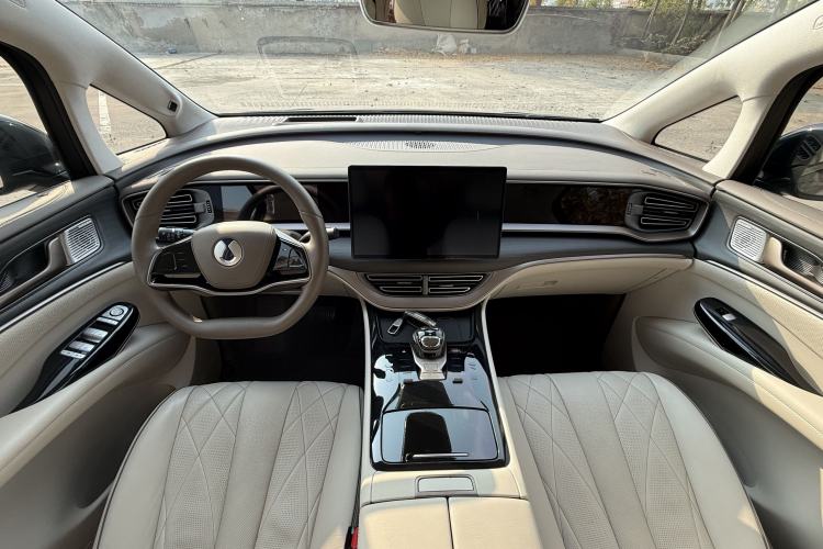 Used Denza D9 2022 DM-i 970 Four-Wheel Drive Flagship Model