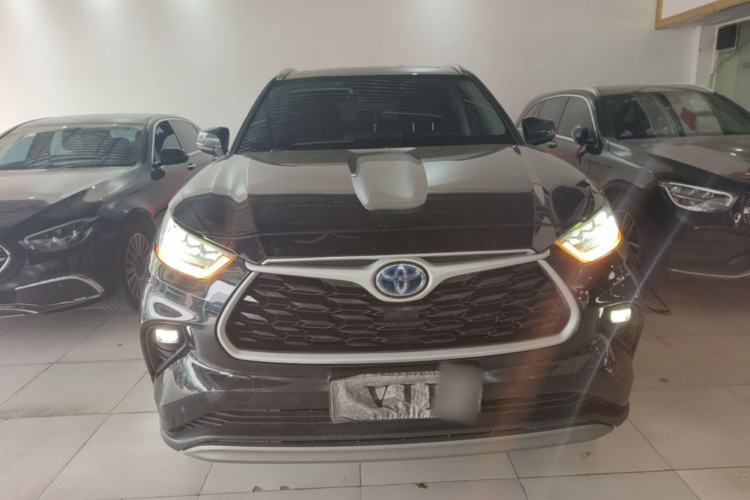 Used Toyota Highlander 2023 2.5L Smart Electric Hybrid Dual-Engine Four-Wheel Drive Prestige Version – 7 Seats
