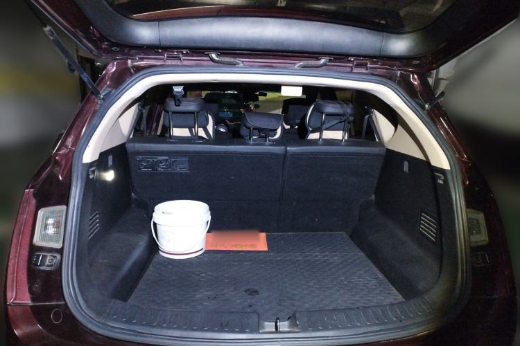 Used Baojun 560 2016 1.5T Manual Luxury Model Trunk