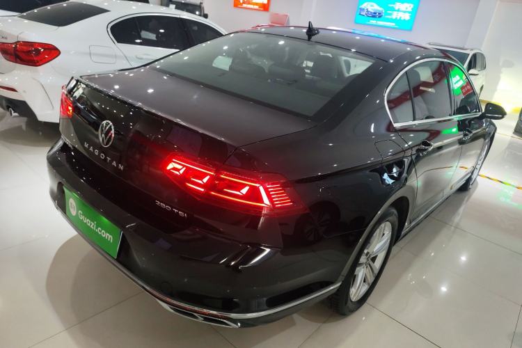 Used Volkswagen Magotan 2025 Zhongxiang Version 280TSI DSG Comfort Edition
