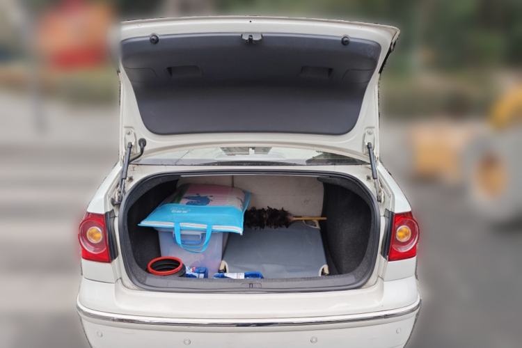 Used Volkswagen Polo 2009 Jingqu 1.4L Automatic Elegant Edition
