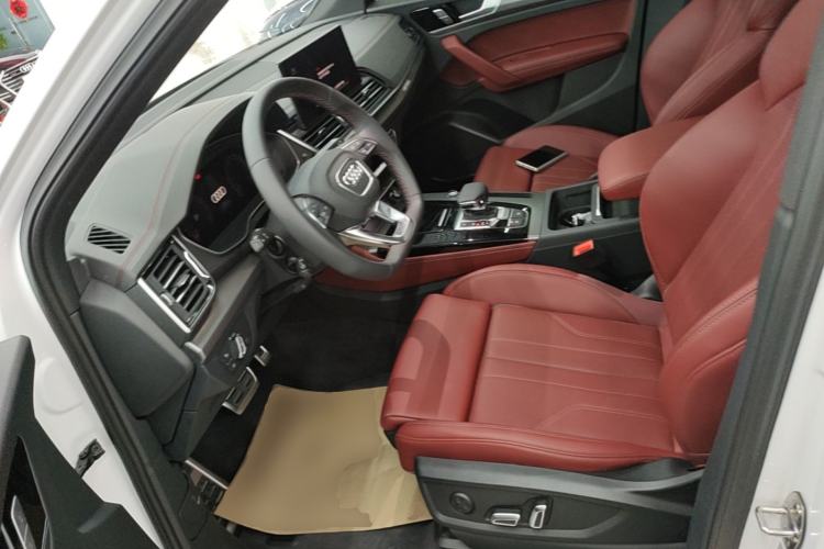 Used Audi Q5L 2025 quattro 45th Anniversary Edition 40 TFSI Luxury Dynamic Model
