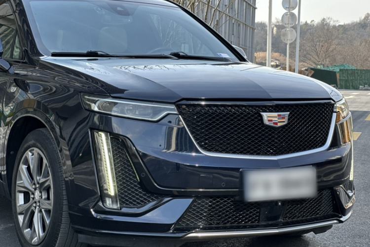 Used Cadillac XT6 2020 28T Six-Seater Luxury Sporty Enjoy-the-Comfort Safety Edition