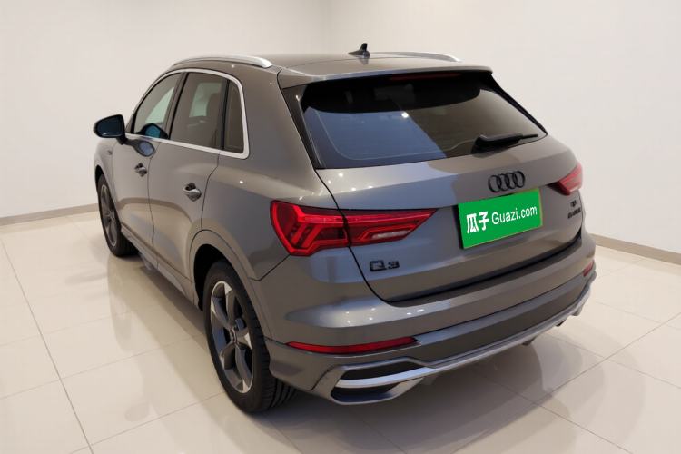 Used Audi Q3 2022 35 TFSI Fashion Dynamic Model
