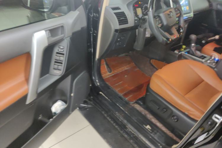 Used Toyota Prado  Driver Seat