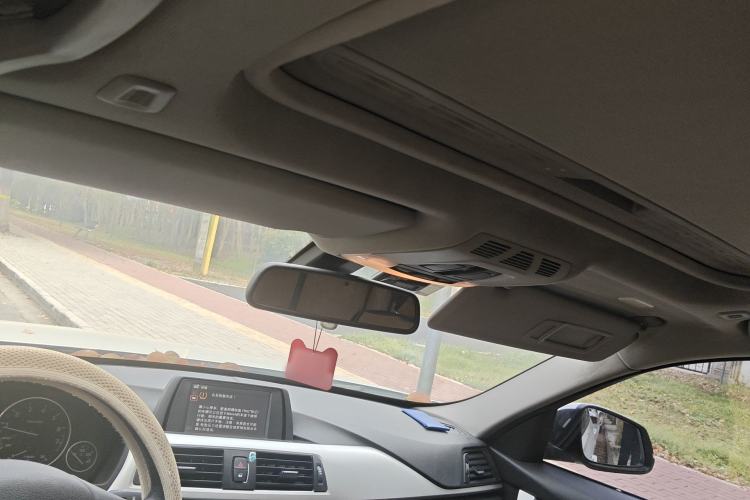 Used BMW 3 Series 2013 320i Active Edition Headliner