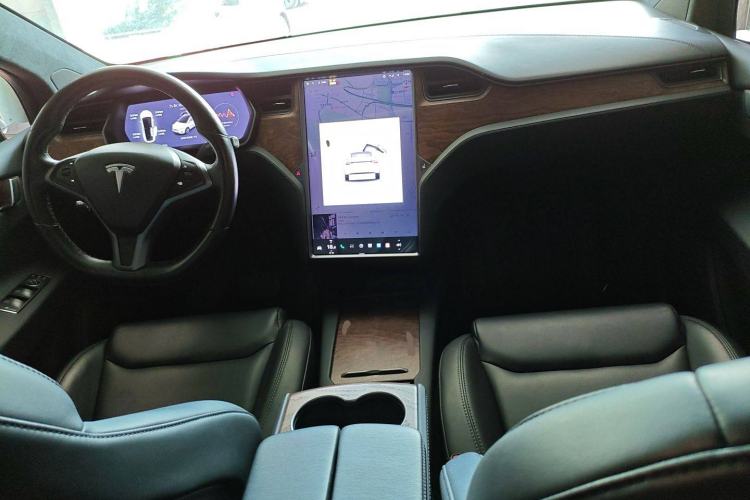 Used Tesla Model X 2019 Long-Range Version Interior 2