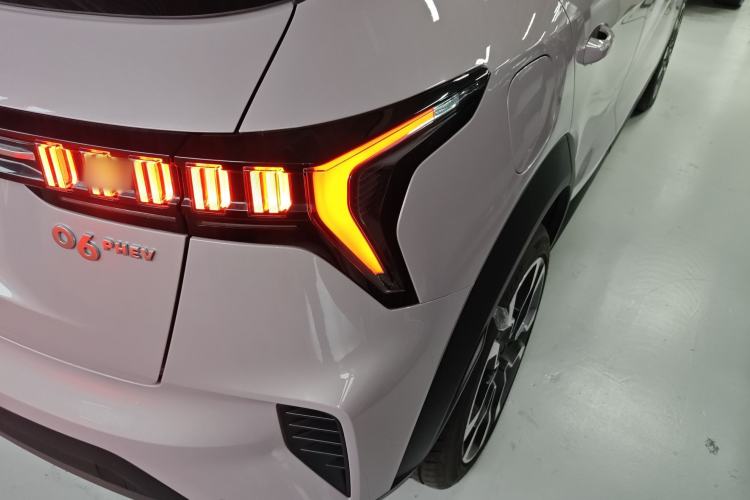 Used Lynk & Co 06 EM-P 2023 1.5T Remix PHEV Shero