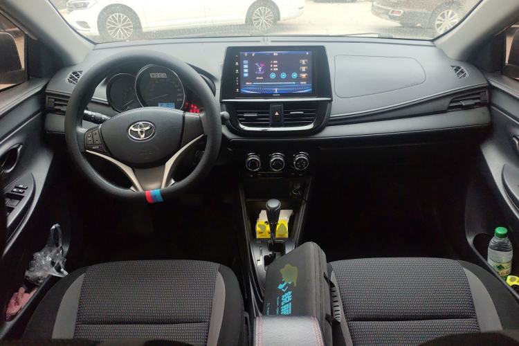 Used Toyota Vios FS 2021 1.5L CVT Fengchi Edition Center Console