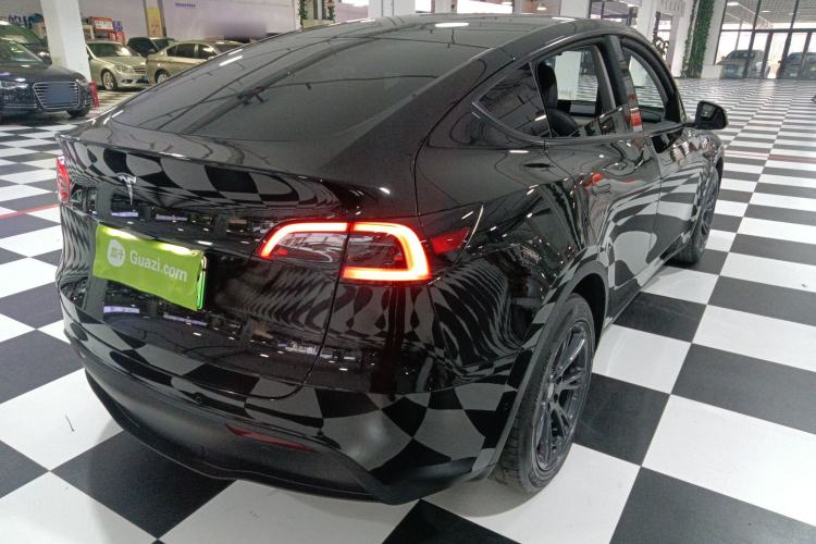 Used Tesla Model Y 2021 Standard Range Rear-Wheel Drive Version