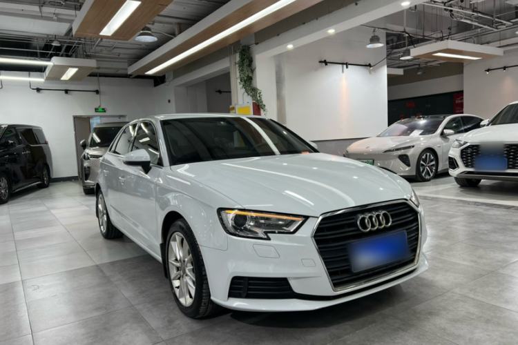 Used Audi A3 2018 30th Anniversary Edition Sportback 35 TFSI Ambition Model
