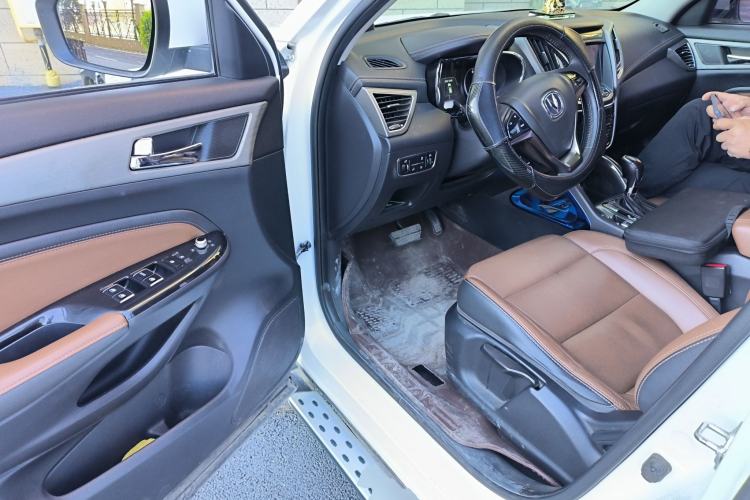 Used CHANGAN CS75 2017 Shangkui Edition 1.5T Automatic Fengxiang Model