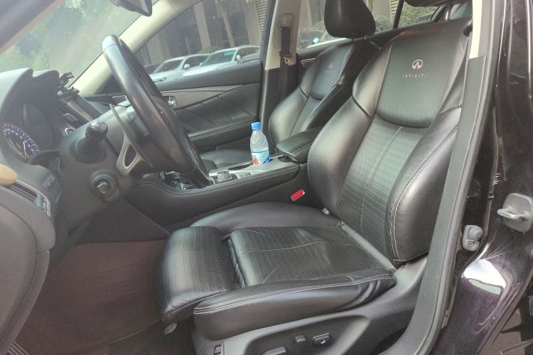 Used Infiniti Q50 2014 3.7L Luxury Sport Edition