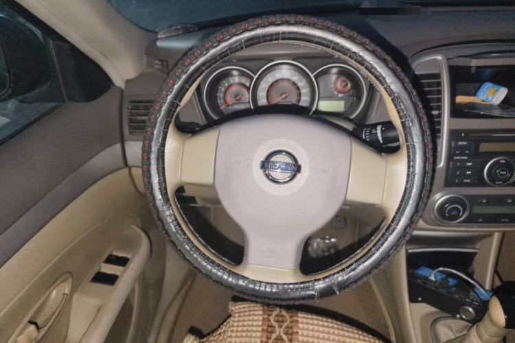 Used Nissan Sylphy 2012 Classic 1.6XE Manual Comfort Edition Steering Wheel
