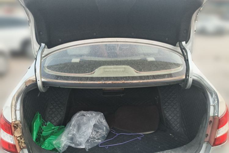 Used Dongfeng Aeolus A60 2012 1.6L Manual Luxury Model Trunk