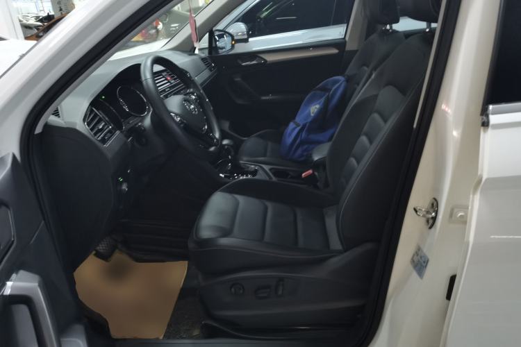 Used Volkswagen Tiguan L 2017 330TSI Automatic Two-Wheel Drive Luxury Edition
