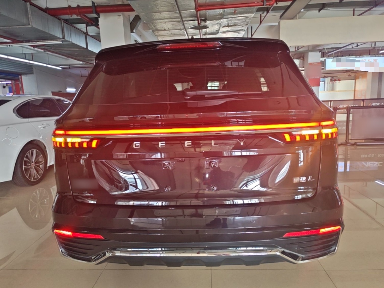 Geely Auto Monjaro L 2024 2.0TD DCT EVO Two-Wheel Drive Long-Range Version — снимка 5