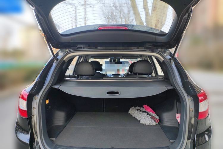 Used Hyundai ix35 2013 2.0L Automatic Two-Wheel Drive Leading GLX China IV Standard
