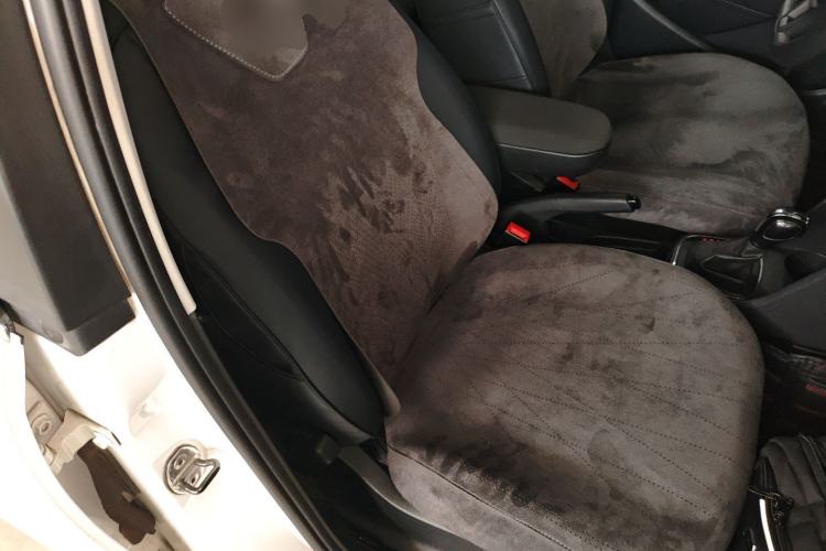 Used Volkswagen Polo 2014 1.6L Automatic Comfort Edition Right Front Seat