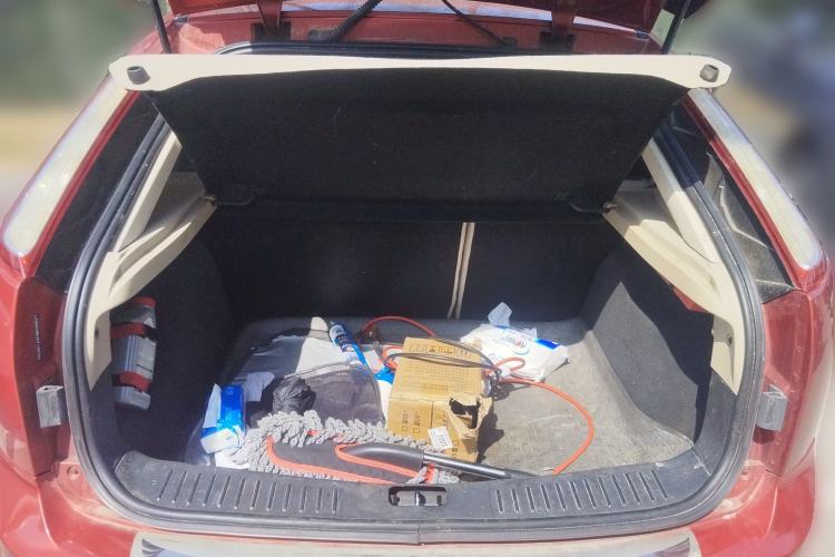 Used Ford Focus 2013 Hatchback Classic 1.8L Manual Fashion Edition Trunk