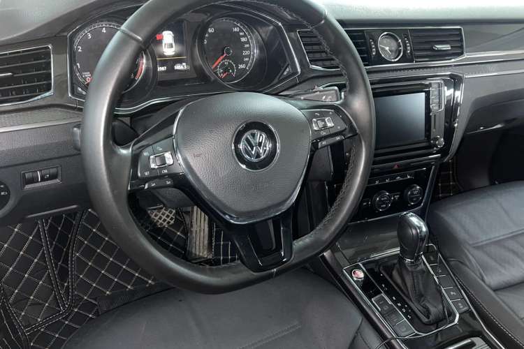 Used Volkswagen Passat 2017 330TSI DSG Prestige Edition