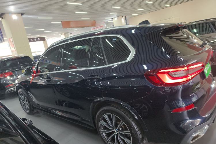 Used BMW X5 2022 Restyled xDrive 30Li Luxury Version M Sport Package