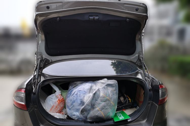 Used Ford Mondeo 2011 2.0L GTDi 200 Fashion Edition Trunk