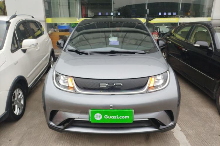 Used BYD Dolphin 2023 420 km Fashion Edition
