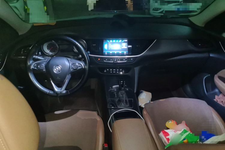 Used Buick Regal 2019 20T Elite Version China VI Standard Center Console