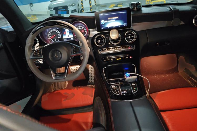 Used Mercedes-Benz C-Class AMG 2016 AMG C 63 Coupe Center Console