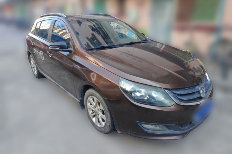 Used Baojun 610 2014 CROSS 1.5L Manual Comfort Model
