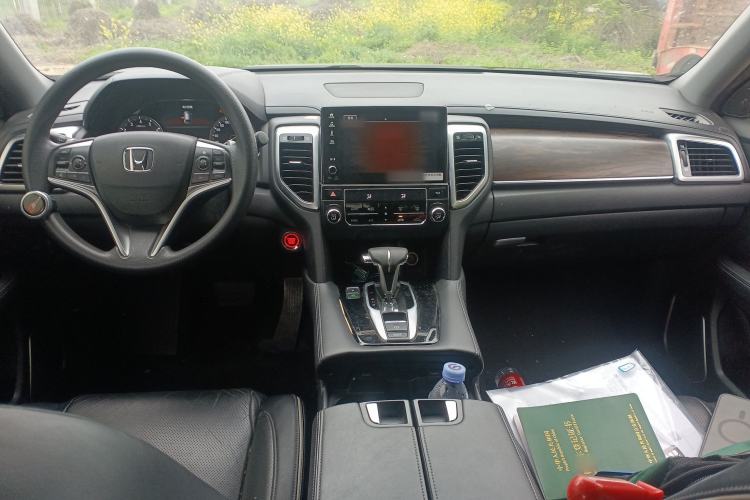 Used Honda UR-V 2017 240TURBO Two-Wheel Drive Classic Edition China VI Center Console