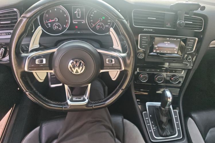 Used Volkswagen Golf 2016 1.4TSI Automatic R-Line Steering Wheel