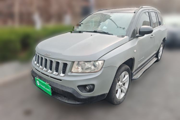 Used Jeep Compass 2013 2.4L four-wheel-drive sport version
