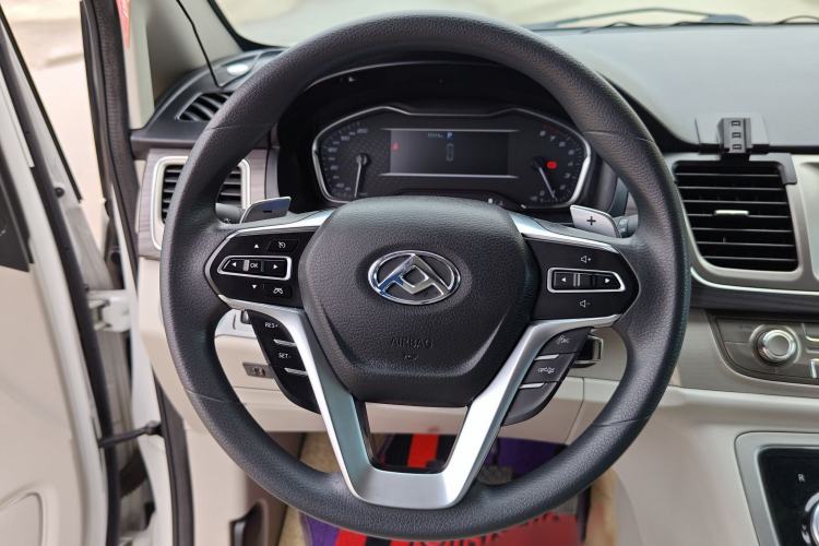 Used SAIC MAXUS G10 2022 2.0T Automatic Elite Edition Gasoline 7-Seater