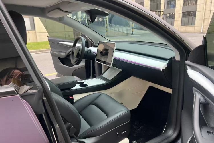 Used Tesla Model Y 2024 Rear-Wheel-Drive Version