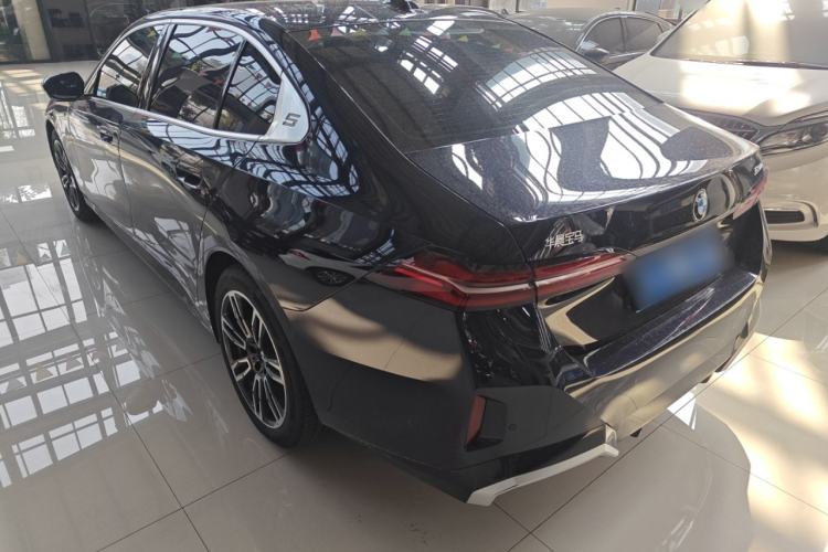 Used BMW 5 Series 2025 525Li M Sport Package