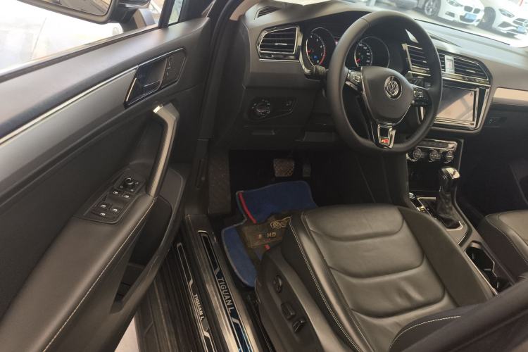 Used Volkswagen Tiguan L 2018 Revised Version 330TSI Automatic Two-Wheel Drive Comfort Edition Driver Seat