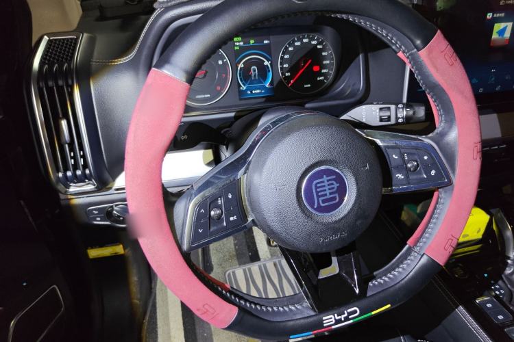 Used BYD Tang 2019 2.0T Automatic SmartConnect Luxury Edition 5 Seats China VI Standard