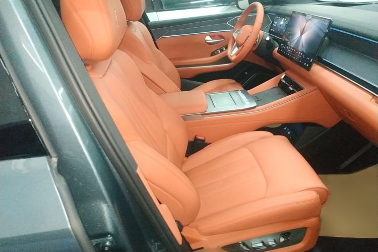 Used BYD Tang L 2025 EV 670KM LiDAR Flagship Version
