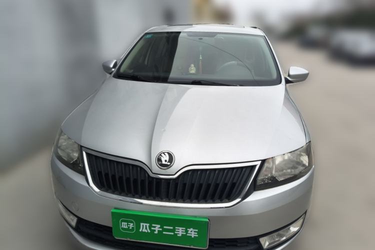 Used Skoda Rapid 2013 1.6L Manual Smart Selection Model
